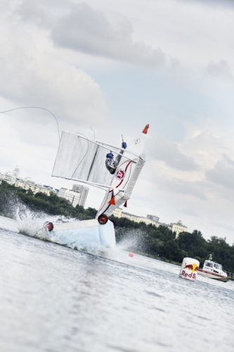 В Москве прошел Red Bull Flugtag 2013