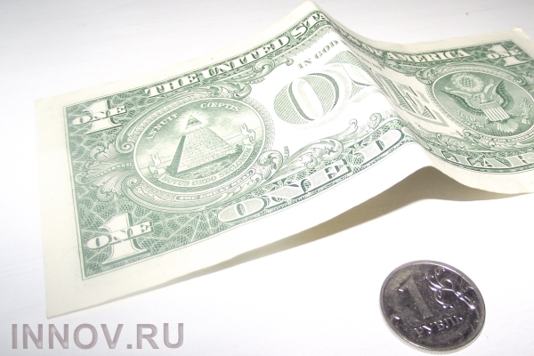 Жители Белоруссии в 2017 году продали валюты больше, чем купили 