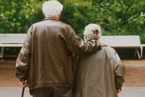 Средняя продолжительность жизни в России превысила 71 год