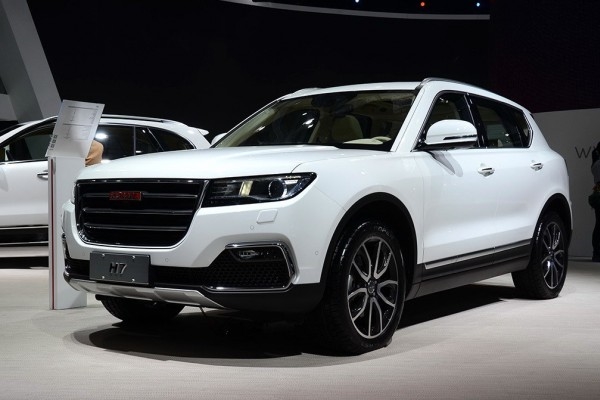 Презентованный Haval H7 поступит в продажу уже в начале 2016 года