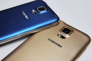  Samsung Galaxy F (Galaxy S5 Prime)