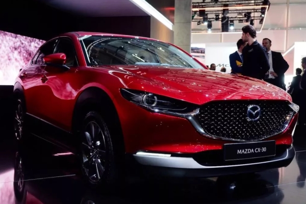 Кроссовер Mazda CX-30 признали самым безопасным автомобилем