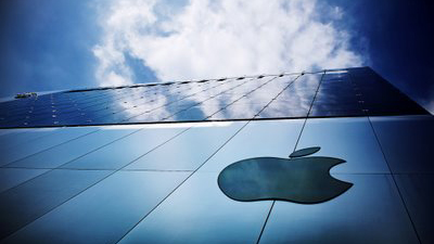 Apple потратит $45 млрд на дивиденды и выкуп акций в течение трех лет 