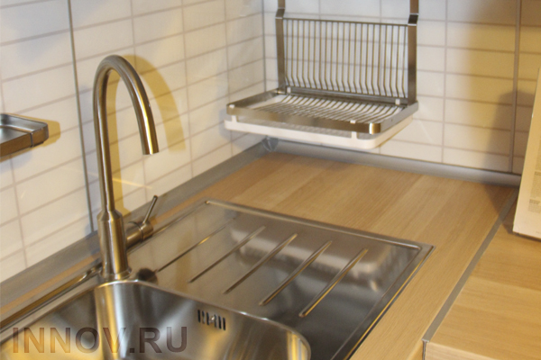 Минстрой хочет обязать сантехников следить за своим внешним видом и приходить на вызов в бахилах