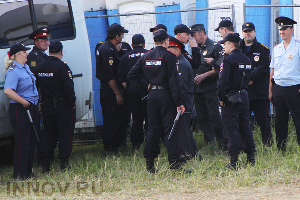 Полиция может получить право стрелять в толпе людей