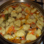 Рецепты супов: Куриный суп с клецками