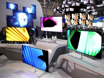 Названа цена на один из двух самых больших OLED-телевизоров 