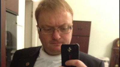 Чиновникам могут запретить иностранные смартфоны