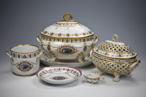 Эволюция и история посуды. Виды, материалы, формы посуды от древности до наших дней