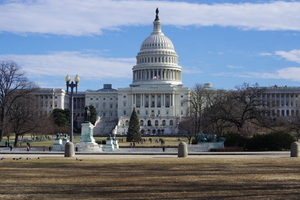 Конгресс США проголосовал за исключение России из G8 и введение санкций