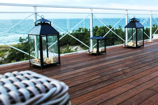 Террасная доска: надежный спутник для создания идеального пространства на свежем воздухе