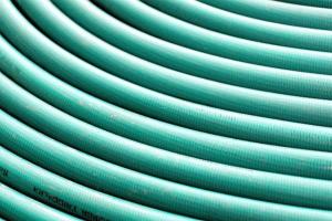 Когда требуется усиленный морозостойкий шланг