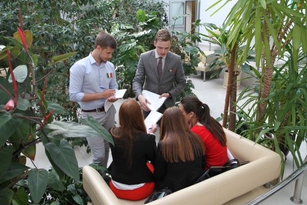 Волго-Вятское ГУ Банка России провело деловую игру для студентов