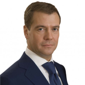 «Необходимо сократить срок выдачи загранпаспорта», – Дмитрий Медведев
