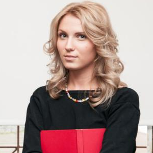 Ксения Максимова представила в Moor bar коллекцию одежды «Розенталь»