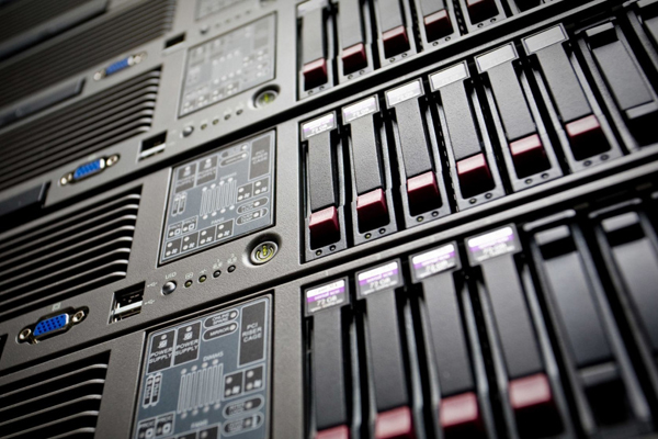 Серверы в 21-м веке: необходимость для бизнеса любого масштаба