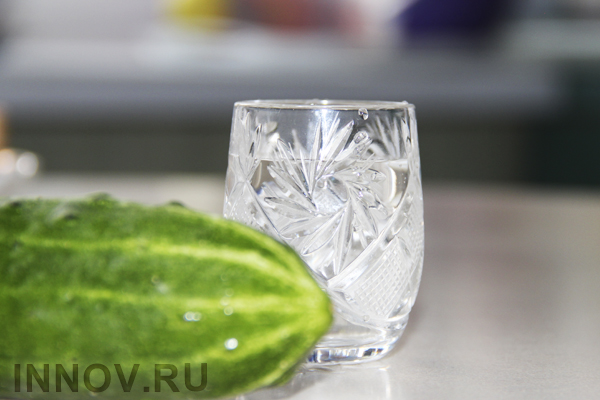 Россияне заменили виски водкой