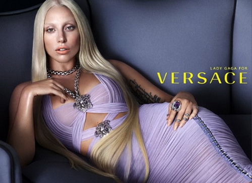 Леди Гага стала лицом дома моды Versace