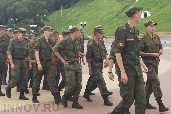 Минобороны намерено выпустить пособие по этикету для военнослужащих