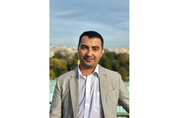 Захид Толяганов: От монтажника до предпринимателя в сфере строительства и туризма