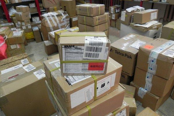 Ассоциация компаний интернет-торговли предложила вскрывать посылки из-за границы