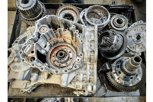 Технические особенности замены АКПП на спортивных моделях Jaguar