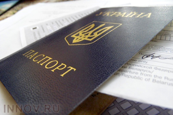 Украина может ввести визовый режим с Россией