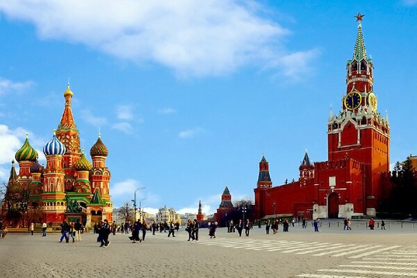 Итальянские путешественники рассказали, что их удивляет в Москве