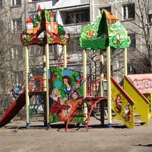В Нижнем Новгороде на детской площадке погиб ребенок