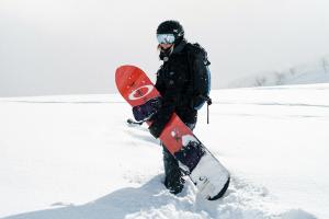 Женские сноуборды: выбор, комфорт и стиль на горнолыжном курорте