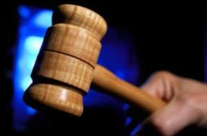 Пожизненно за убийство пятилетней девочки и родной матери
