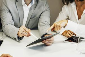 Цифровой компас вашего бизнеса: как рекламные агентства полного цикла ведут к успеху в 21 веке