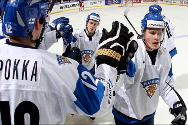 Финляндия разгромила Словакию в матче молодежного чемпионата мира по хоккею