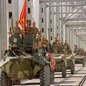 В Кстове открыли памятник погибшим в Афганистане и Чечне 