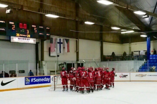 Хоккеисты-юниоры сборной России разгромили шведов в матче на Кубке Вызова