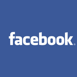 Американка подала в суд на сына из-за общения в Facebook