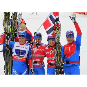 У российских лыжниц бронзовая медаль в эстафете лыжного чемпионата мира в Италии