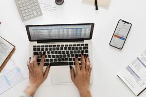 Подписание документов при удаленной работе: юридические и практические аспекты