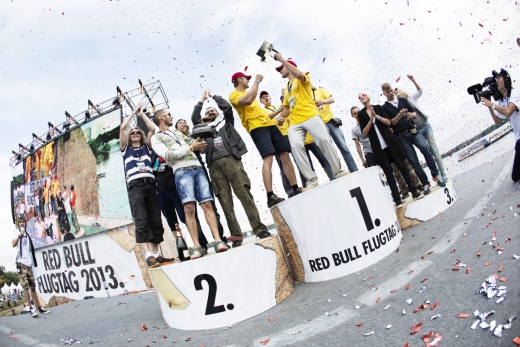 В Москве прошел Red Bull Flugtag 2013