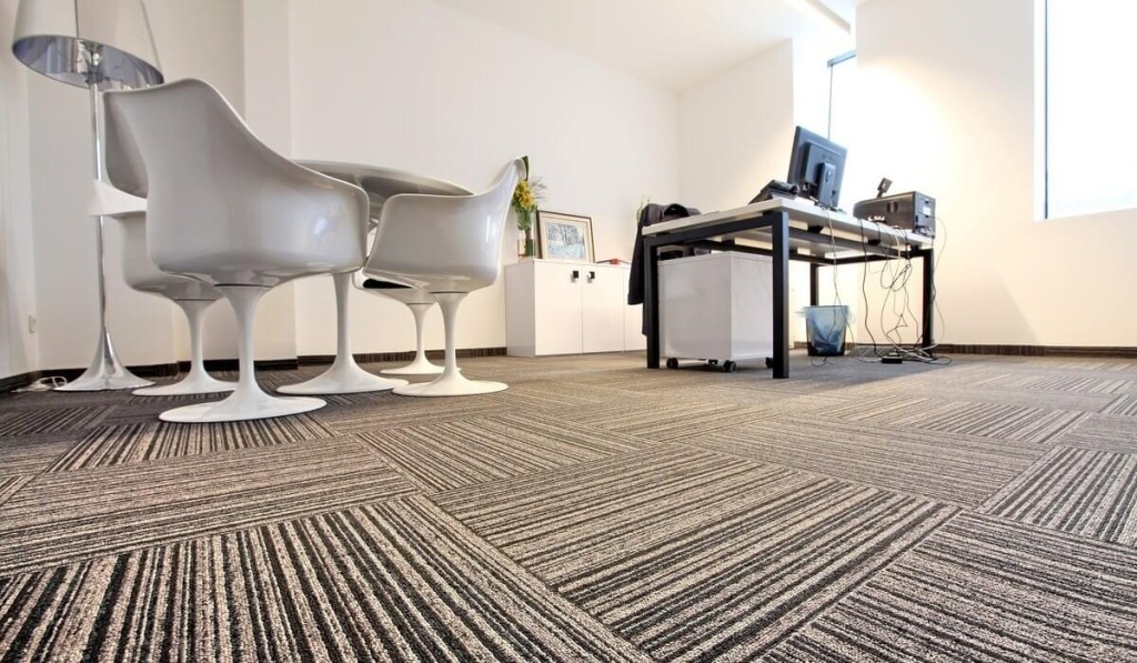 плитка ковровая напольная https://www.floordealer.ru/catalog/kovrovaya-plitka/