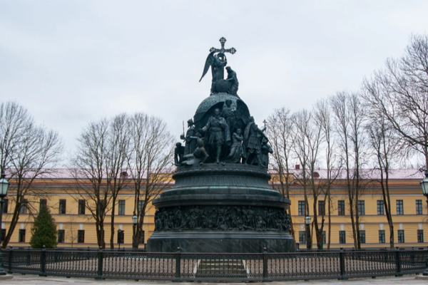 Памятник Тысячелетие России