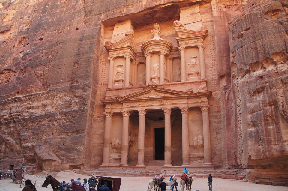 petra-574483_960_720.jpg