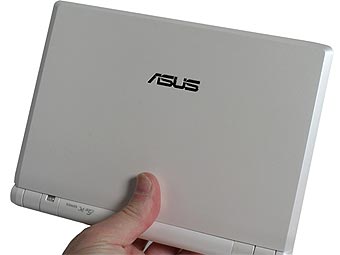  Asus.    trustedreviews.com