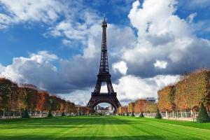 Франция установила рекорд по количеству туристов