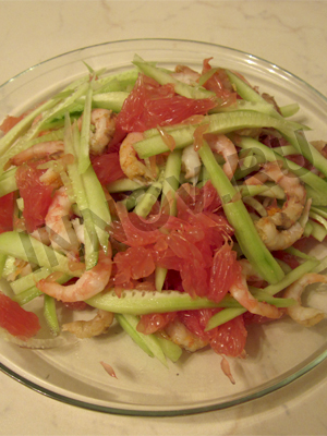 Простые рецепты салатов из морепродуктов: Салат Тайский