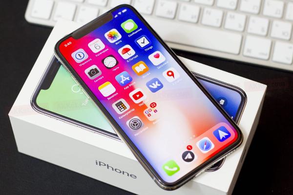 Apple-блогер назвал дату выпуска iPhone SE2