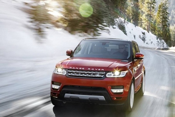 Стартовали российские продажи нового Range Rover Sport