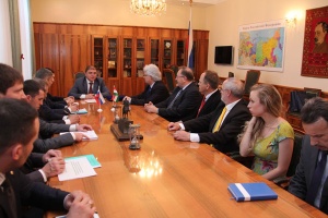 Вадим Потомский встретился с делегацией из Венгрии