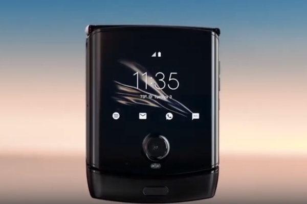 Motorola представила новую раскладушку Motorola Razr