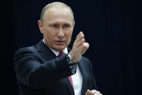 Путин поблагодарил россиян за сплочённость и патриотизм